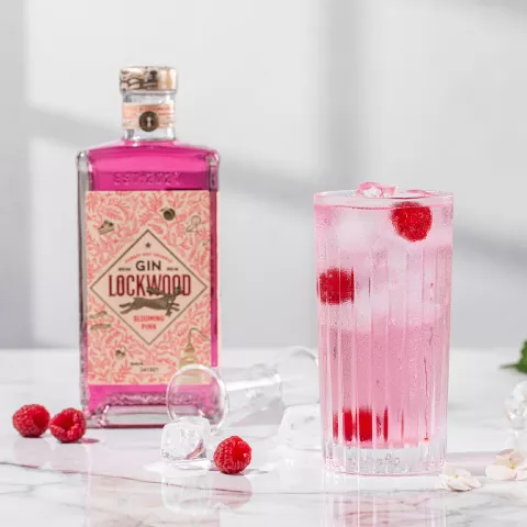 Blooming Pink Gin Tonic