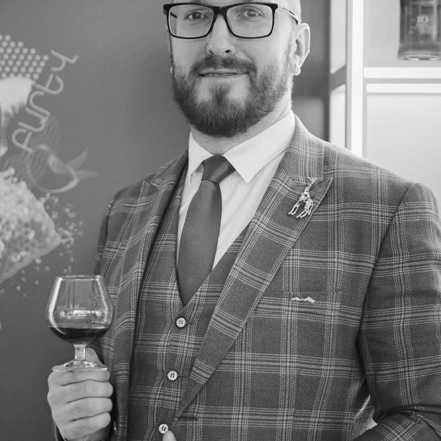 Александр Юрченко